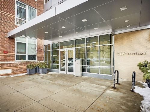 700 Harrison Ave, Boston MA  exterior