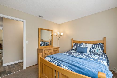 16078 Union Ave, Lake Elsinore CA  92530-1449 exterior