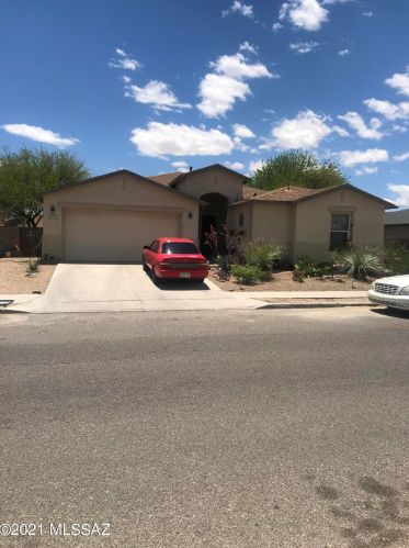 6095 Echo Crossing Rd, Tucson, AZ 85735-5113