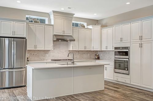 53 Ambermist Way, Lacey NJ  08731 exterior