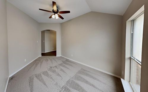 600 Oak Hollow Trl, Fort Worth, TX 76179-0930