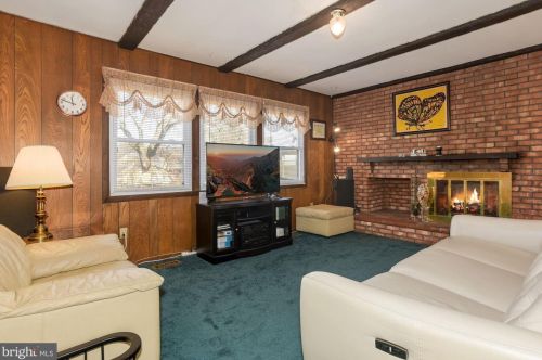 106 Tiffany Ln, Willingboro NJ  08046-3852 exterior