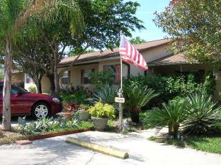 827 Cheney Hwy, Titusville FL  32780-8802 exterior