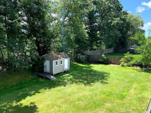 12 Burning Tree Rd, Natick MA  01760-3245 exterior