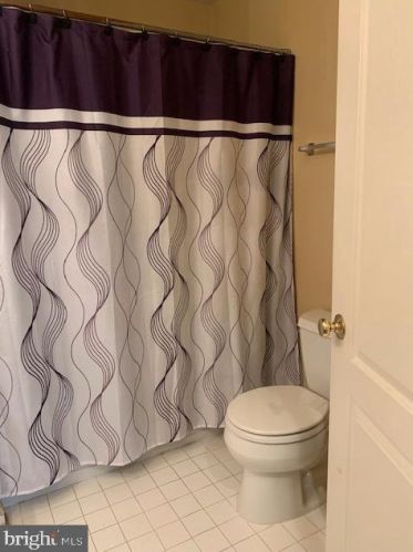 6766 Sycamore Park Dr, Haymarket VA  20169-2995 exterior