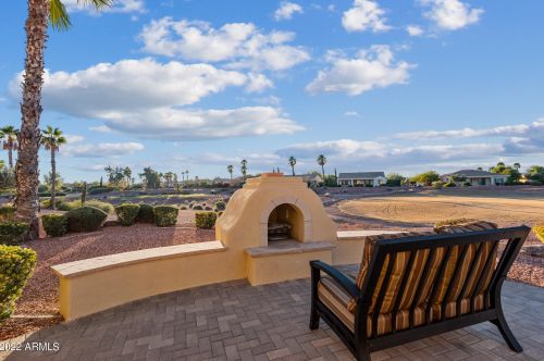 22204 Pedregosa Dr, Sun City AZ 85375-2695 exterior