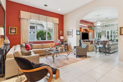 117 Victoria Bay Ct, West Palm Beach FL  33418-5764 exterior