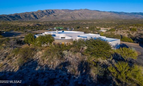 12424 Camino Del Garanon, Tucson, AZ 85747-9729