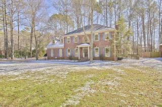 206 Brett Dr, Madison, AL 35758-1379