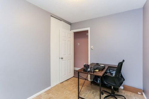 54 Woodbridge Rd, Glastonbury CT  06033-2925 exterior