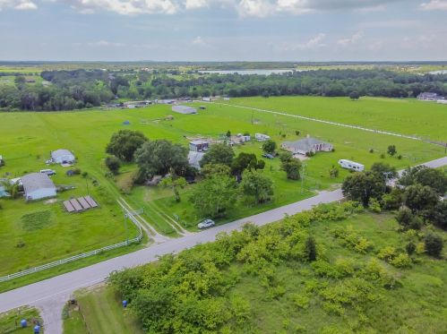 15621 Carlton Lake Rd, Wimauma FL  33598-5401 exterior