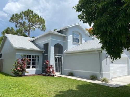 145 Heatherwood Dr, West Palm Beach, FL 33411-8614
