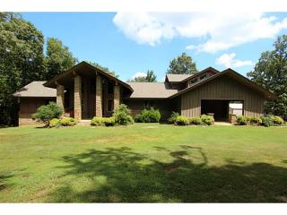 12312 Shepherd Ln, Mountainburg, AR 72946-3328