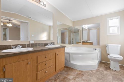 15166 Sassafras Ln, Madison Mills VA  22960-3825 exterior
