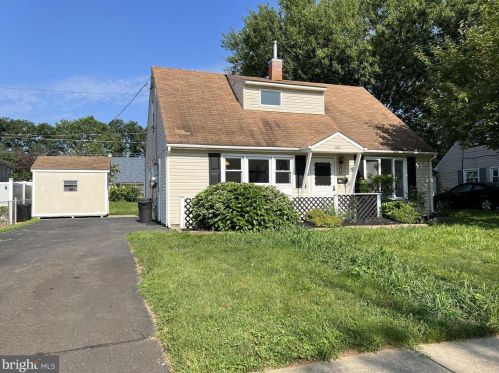 593 Rosemar Dr, Yardley, PA 19067-6817