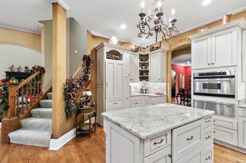 1512 Sonoma Ct, Crown Point IN 46307-2687 exterior