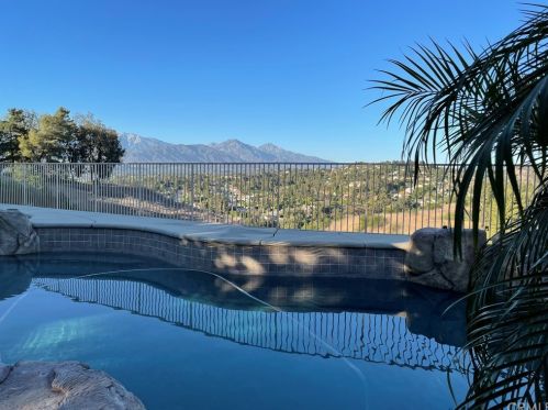 2026 Paseo Susana, San Dimas CA  91773-4452 exterior