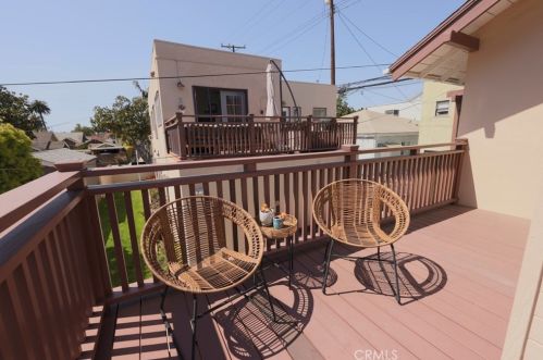 280 Orizaba Ave, Long Beach CA 90814-2453 exterior