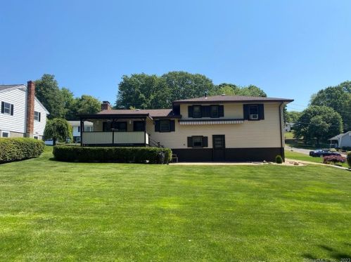 125 Arline Dr, Waterbury, CT 06705-3509