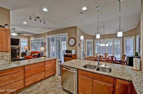 14943 Buttonwood Dr, Sun City AZ 85375-5749 exterior