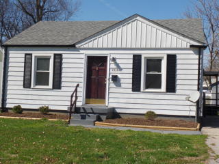 1013 Navaho Pl, Louisville, KY 40215-2525