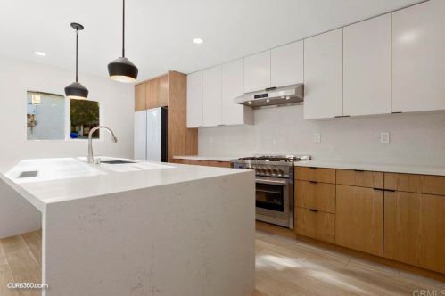 3511 Oliphant St, San Diego CA  92106-1729 exterior