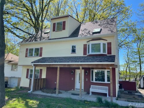 771 Aborn Ave, Woodbridge, NJ 07095-3201
