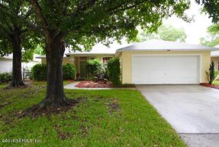 4945 Frost Lake Dr, Jacksonville, FL 32258-1286