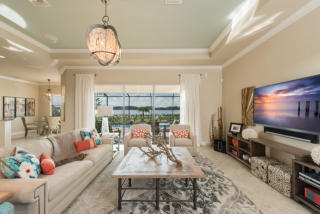 10050 Biscayne Bay Ln, Naples, FL 34120-3731