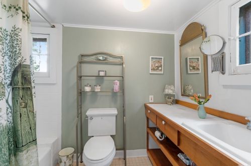 44 Sound Dr, Greenport NY  11944-1007 exterior