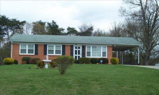 2256 Robin Hood Dr, Danville, VA 24540-5804