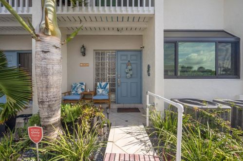 700 20th Ln, Boynton Beach, FL 33435-2402