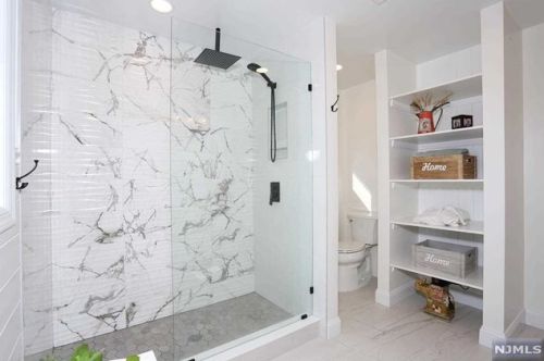 38 Radburn Rd, Ridgewood NJ  07452-3417 exterior