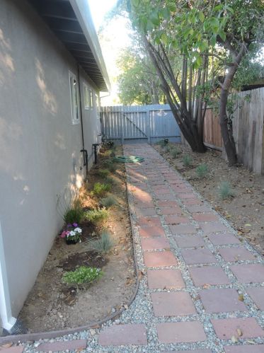 6577 Melrose Dr, North Highlands CA  95660-4378 exterior