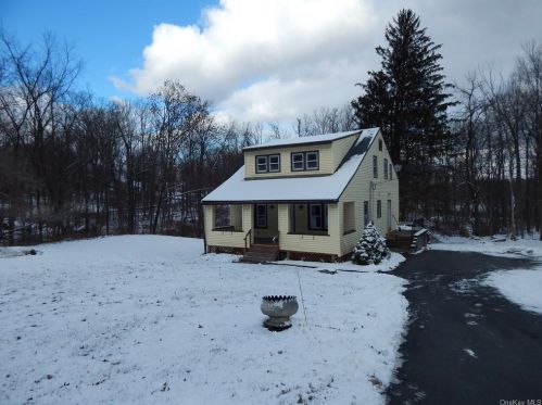 592 Route 211, Middletown, NY 10940-7564
