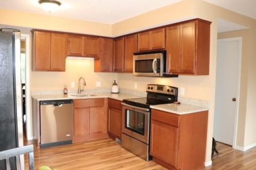 7617 Harold Ave, Minneapolis, MN 55427-4819