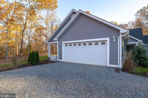 9815 Valley Po Rd, Spotsylvania, VA 22551-4541