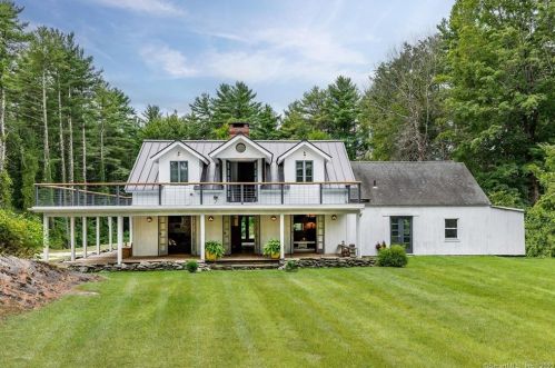 149 Wells Hill Rd, Lakeville, CT 06039-2201
