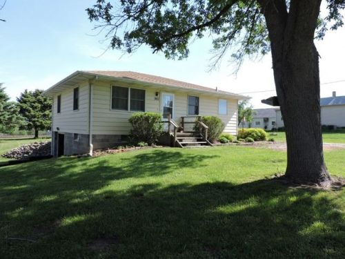 901 K St, Riverton, IA 51650-2069