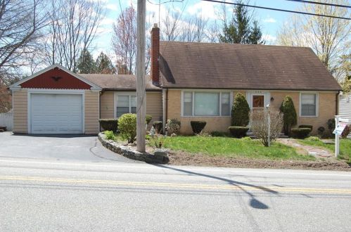 256 Central Ave, Providence, RI 02904-3787