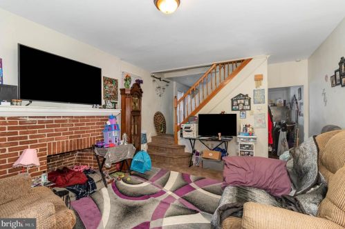 1120 15th St, Harrisburg, PA 17103-1207