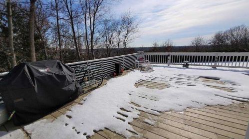 15 Mont Ave, Huntington Station NY 11746-6835 exterior