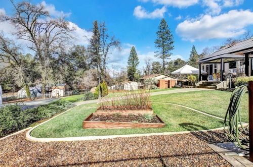 18959 Siesta Dr, Lake Wildwood CA  95946-8917 exterior