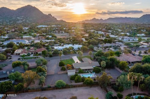 5545 69th Pl, Scottsdale AZ  85253-5928 exterior