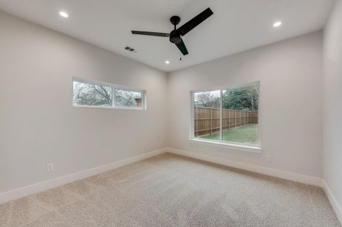 9003 Frst Hl Blvd, Dallas TX 75218-3633 exterior