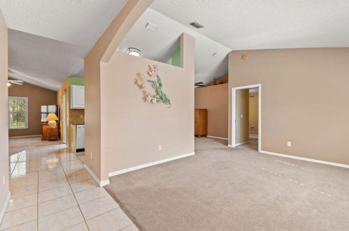 1497 Wepaco Ave, Fort Pierce, FL 34953-5216
