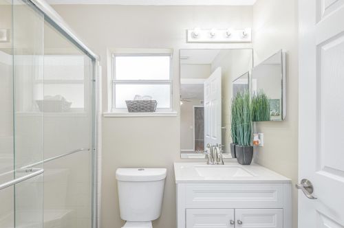 7006 Roberts Rd, Fort Pierce FL  34951-2042 exterior