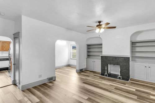 1310 4th Ave, Ford City, PA 16226-1309