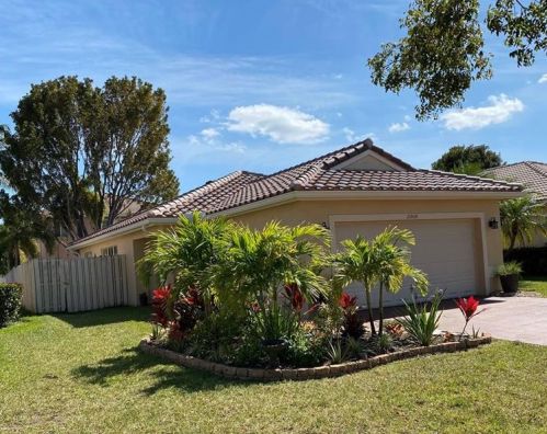 20864 15th St, Hollywood, FL 33029-2312