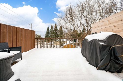 4230 Dodge St, Duluth MN  55804-1448 exterior